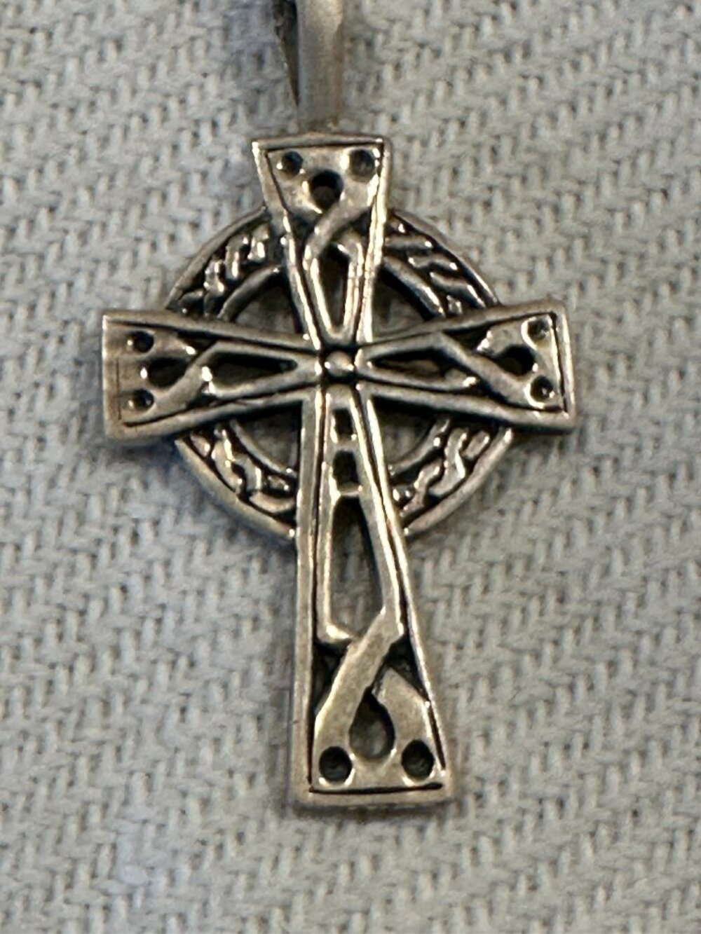 Vintage Sterling Silver Celtic Cross Pendant Necklace 18"